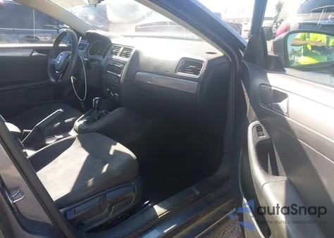 2015 Volkswagen Jetta 1.8T Se из США, поврежденный, VIN 3VWD17AJ4FM257924